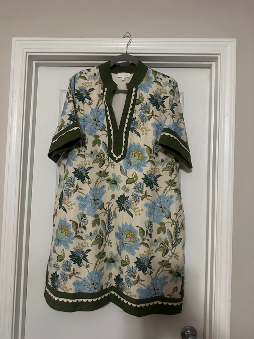 entro Olive Green Collared dress with Cream Lining
